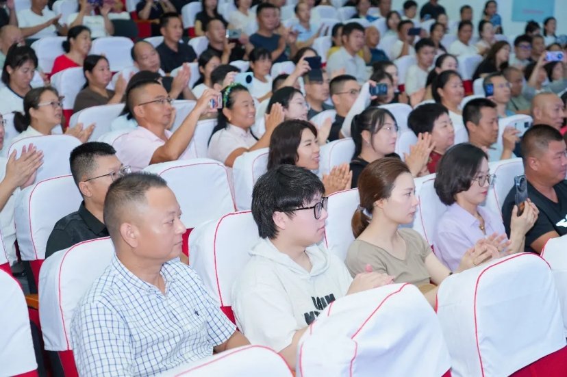 踏进校门