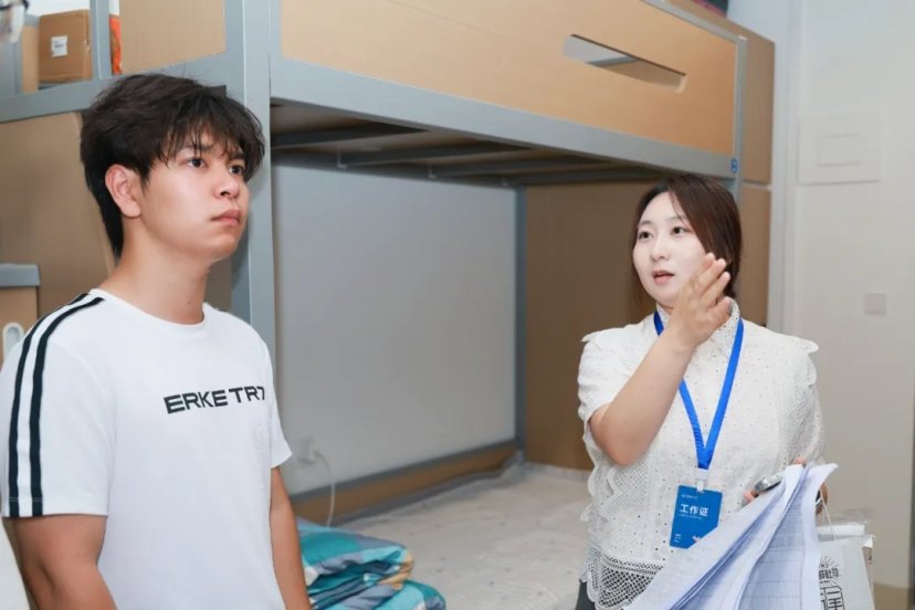 从报到到安居 每一步都有陪伴