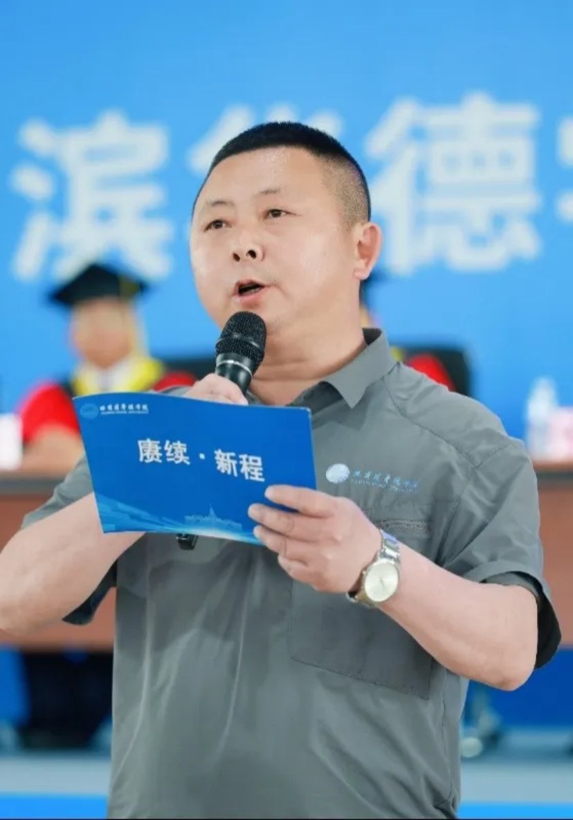 唱出了同窗情谊的绵长与不舍