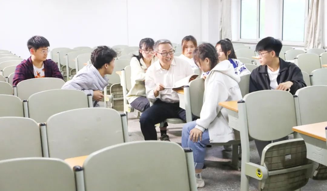从大学出发