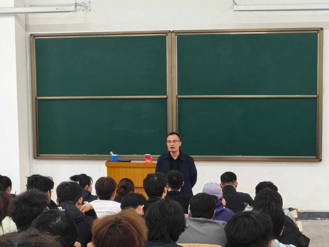 引导开云真人下载中心新手怎么玩养成健