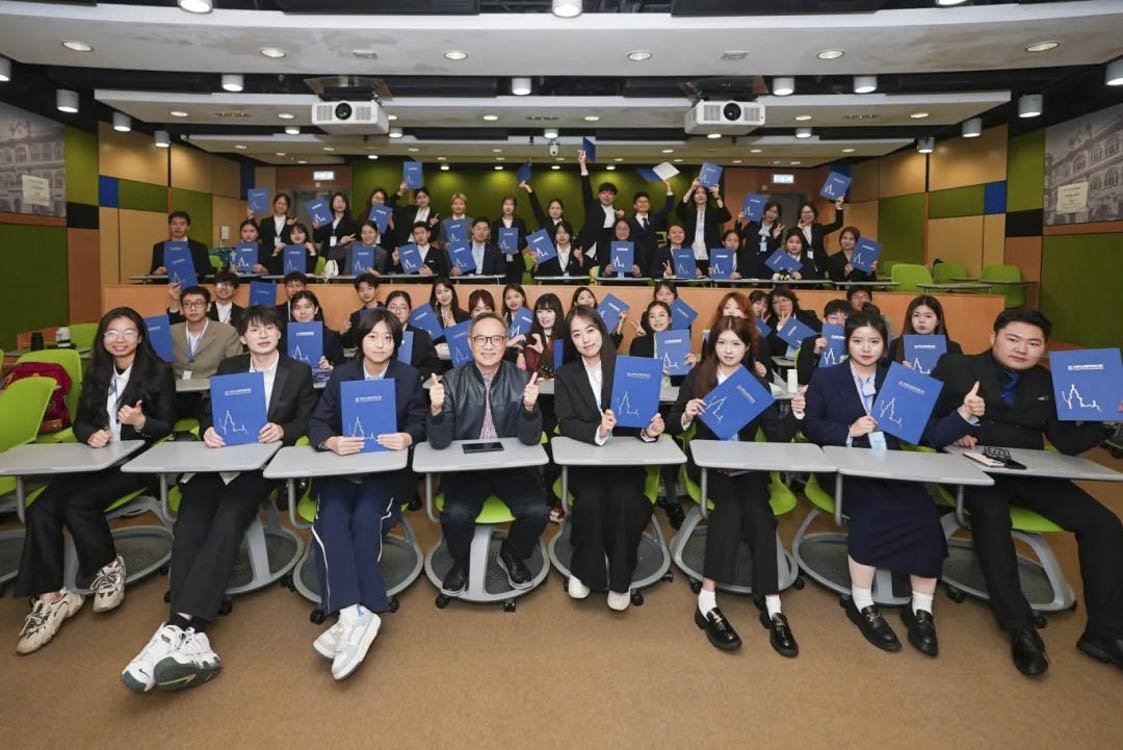 香港大学(QS17)