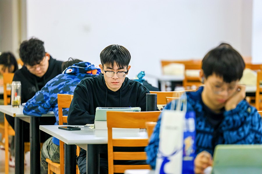 以学生为中心 打造多元化高质量升学路径
